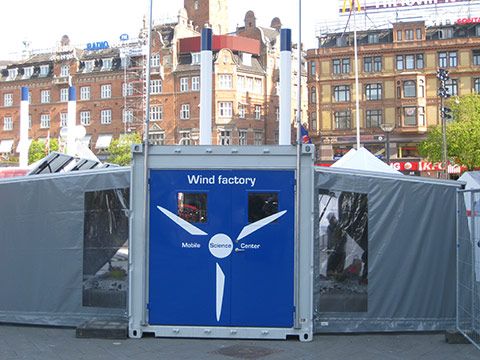 Mobile exhibition container