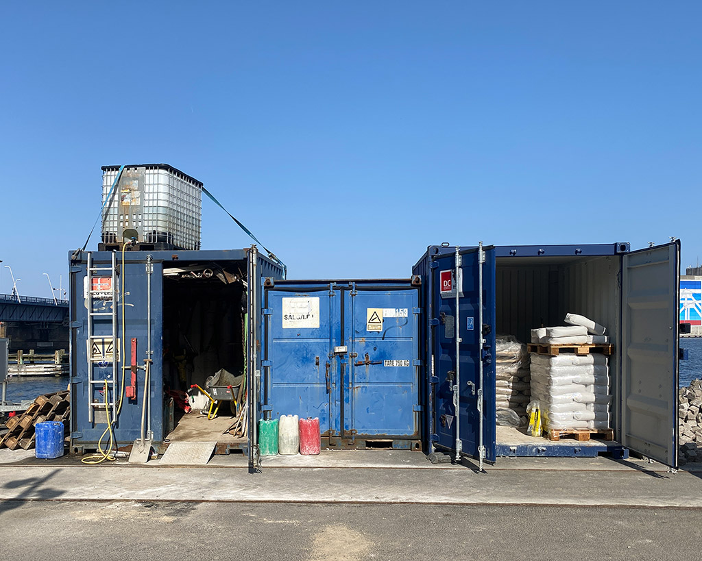 Containers for building materials - buy or rent from DC-Supply A/S
