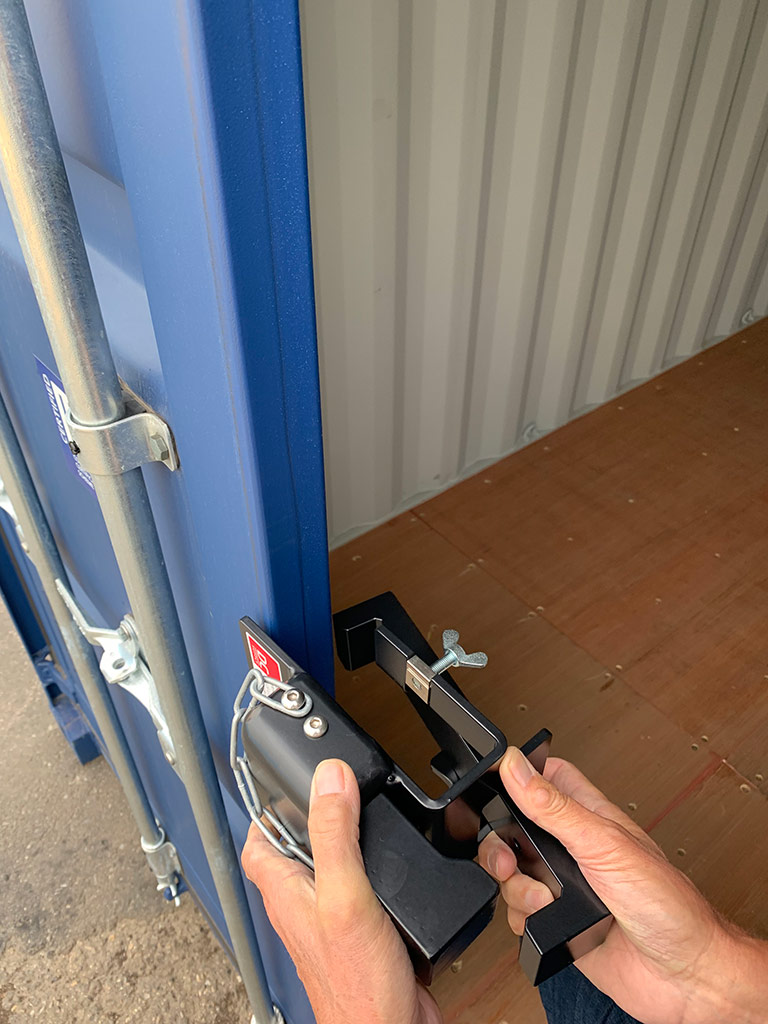Container lock from DC-Supply A/S - easy to install