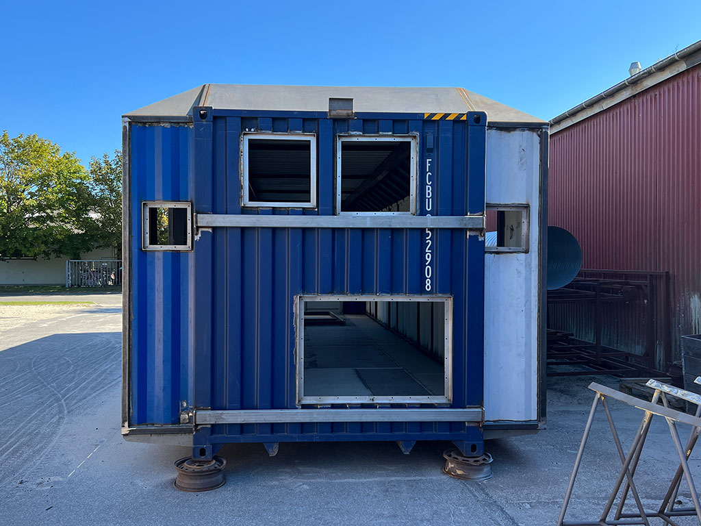 Lakseslagteri i specialbygget 40 fods container fra DC-Supply A/S