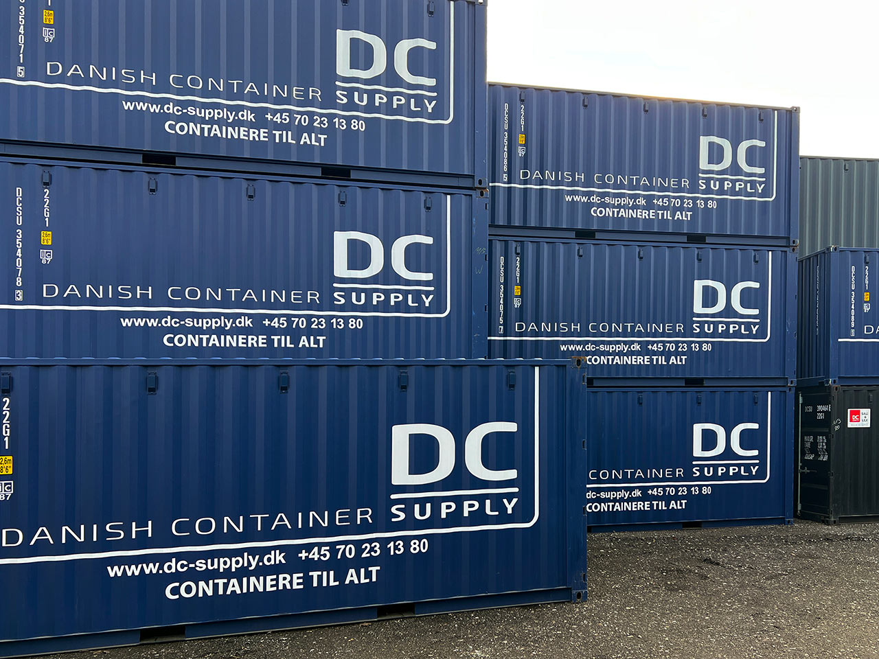 forretning Døde i verden At redigere Lej 20 fods container med forsikringsgodkendt låsebeslag